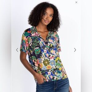 Johnny Was CHELSEA GARDEN S/S POLO TEE Large